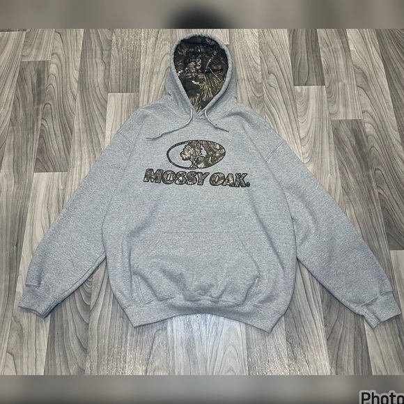 ( SOLD ) SIZE MEDIUM MENS MOSSY OAK GRAY / CAMO HOODIE - Picture 1 of 6